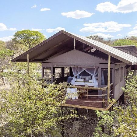 Eagle Tented Lodge & Spa Окаукуэджо Экстерьер фото