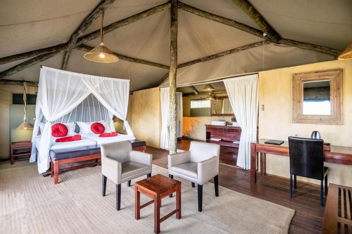 Eagle Tented Lodge & Spa Окаукуэджо Экстерьер фото