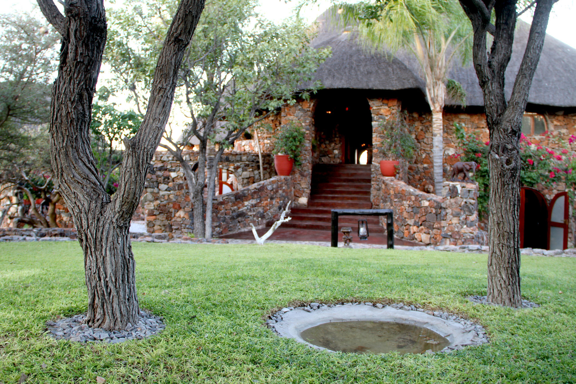 Eagle Tented Lodge & Spa Окаукуэджо Экстерьер фото