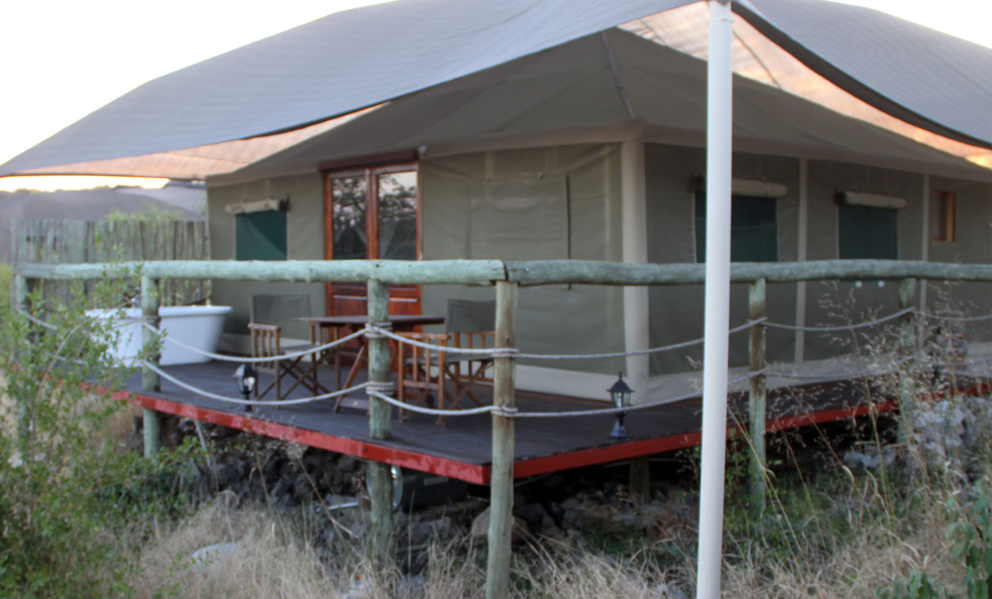 Eagle Tented Lodge & Spa Окаукуэджо Экстерьер фото
